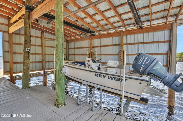 517 S PROSPECT Street, Crescent City, FL 32112