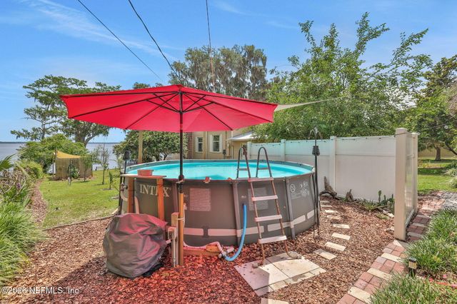 517 S PROSPECT Street, Crescent City, FL 32112
