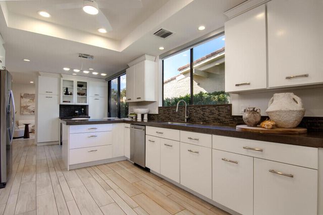 75768 Valle Vista Drive, Indian Wells, CA 92210