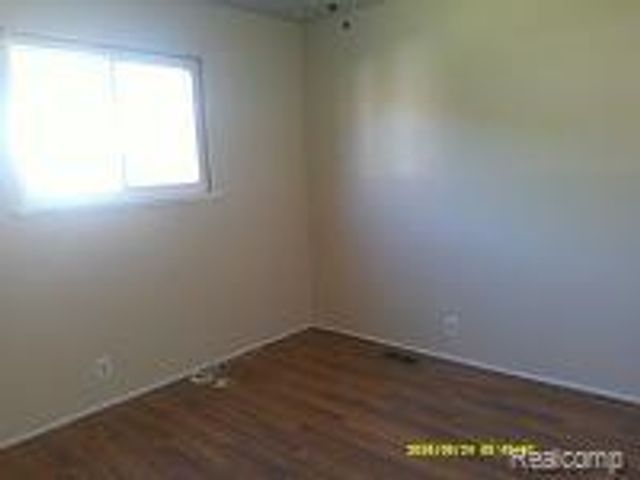 14326 Longtin Street, Southgate, MI 48195