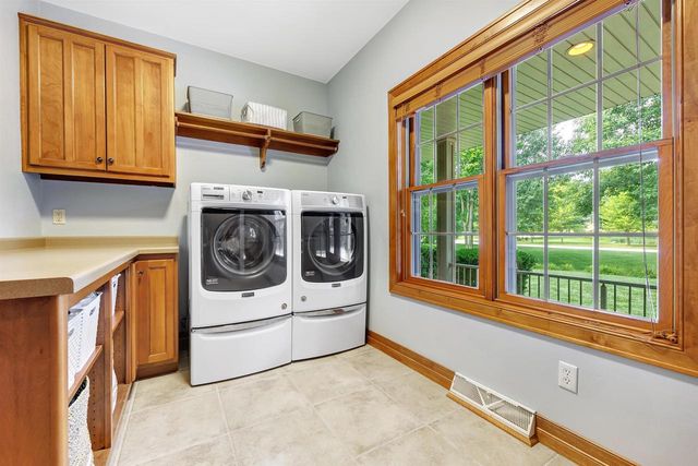 4408 FOREST RIDGE DRIVE, Suamico, WI 54313