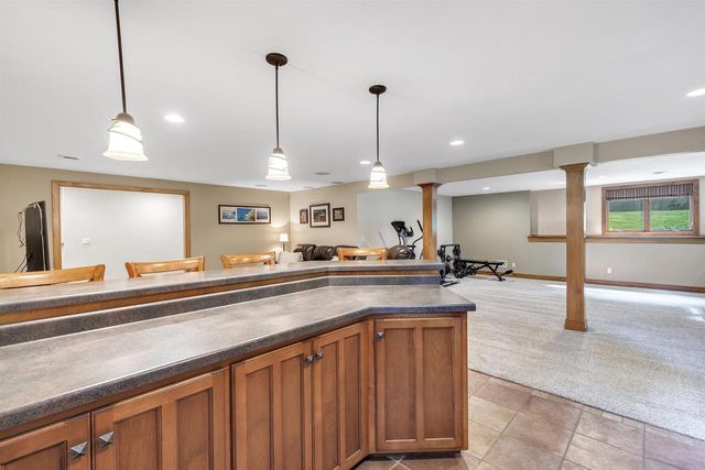 4408 FOREST RIDGE DRIVE, Suamico, WI 54313
