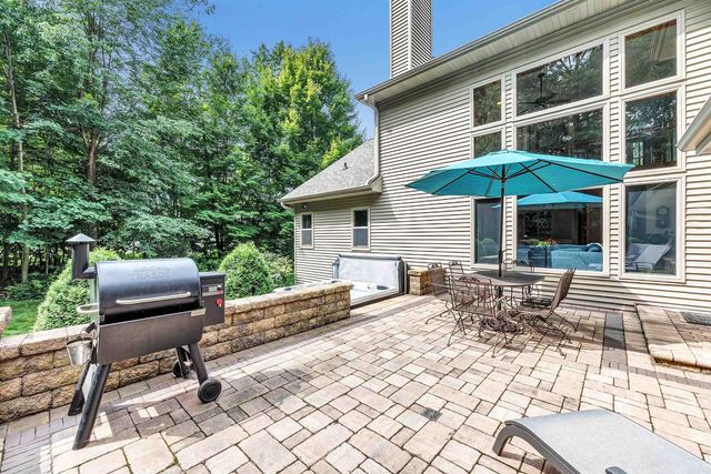 4408 FOREST RIDGE DRIVE, Suamico, WI 54313