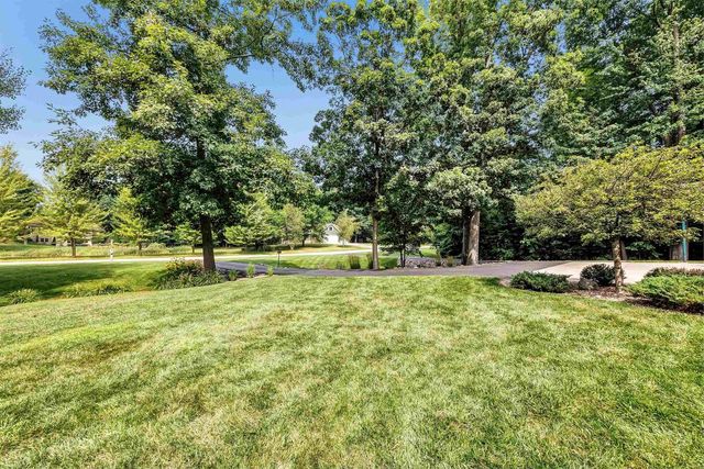 4408 FOREST RIDGE DRIVE, Suamico, WI 54313