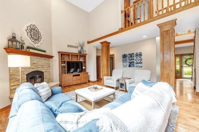 4408 FOREST RIDGE DRIVE, Suamico, WI 54313