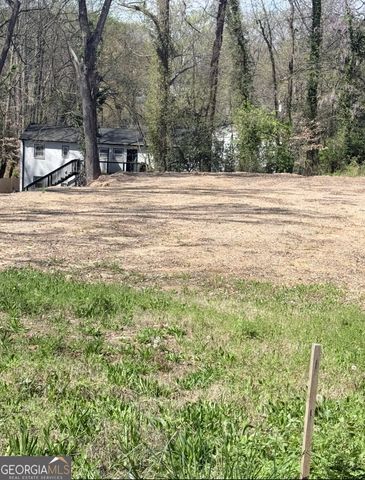 390 Woodlawn Avenue NW, Atlanta, GA 30318