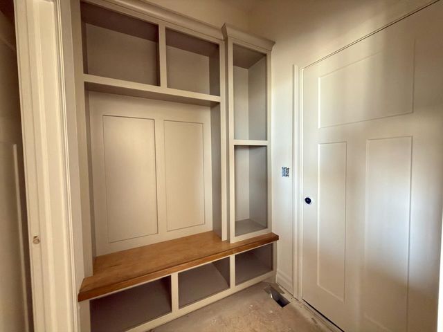 5877 N St. Paul Ct., Wichita, KS 67204