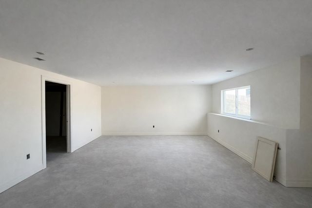 5877 N St. Paul Ct., Wichita, KS 67204