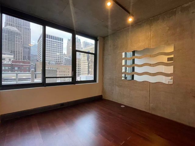235 W Van Buren Street 1620, Chicago, IL 60607