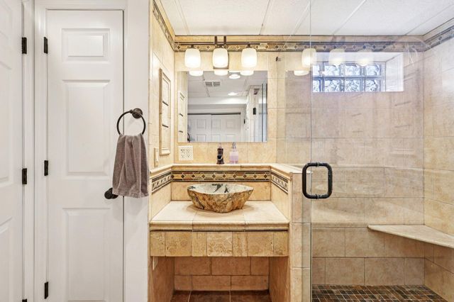 2239 Wideview Drive, Covington, KY 41011