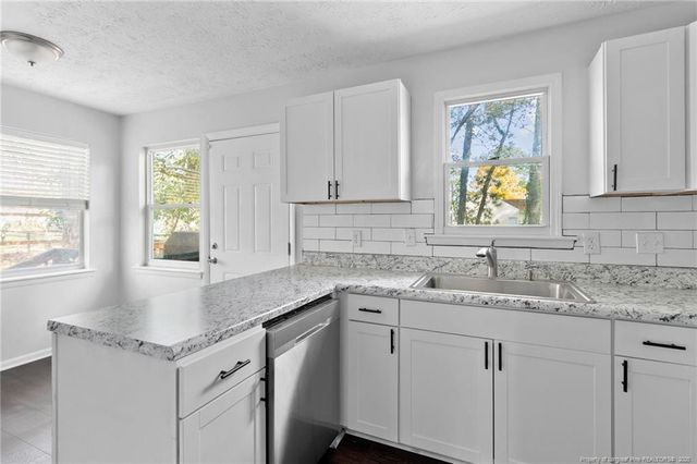 6838 Timbercroft Lane, Fayetteville, NC 28314