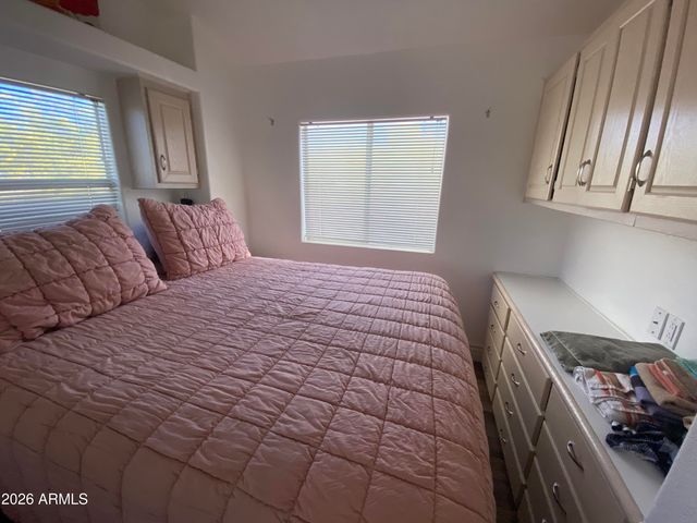 2082 W KLAMATH Avenue, Apache Junction, AZ 85119