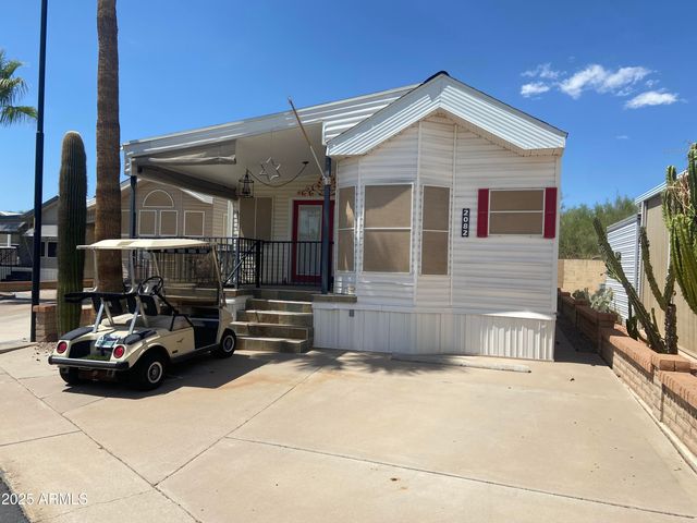 2082 W KLAMATH Avenue, Apache Junction, AZ 85119