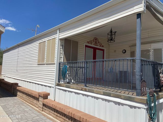 2082 W KLAMATH Avenue, Apache Junction, AZ 85119