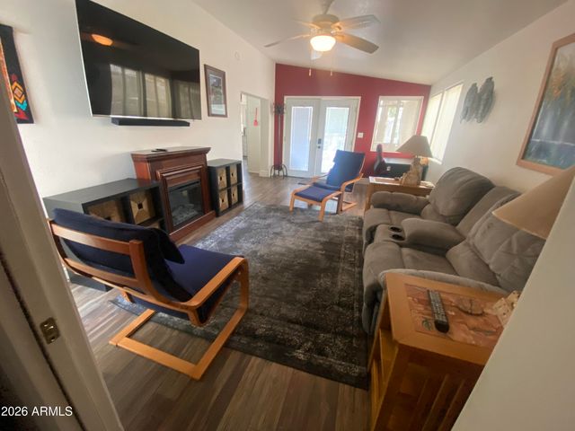 2082 W KLAMATH Avenue, Apache Junction, AZ 85119