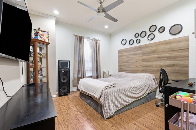 2808 N Camino Lagos, Grand Prairie, TX 75054