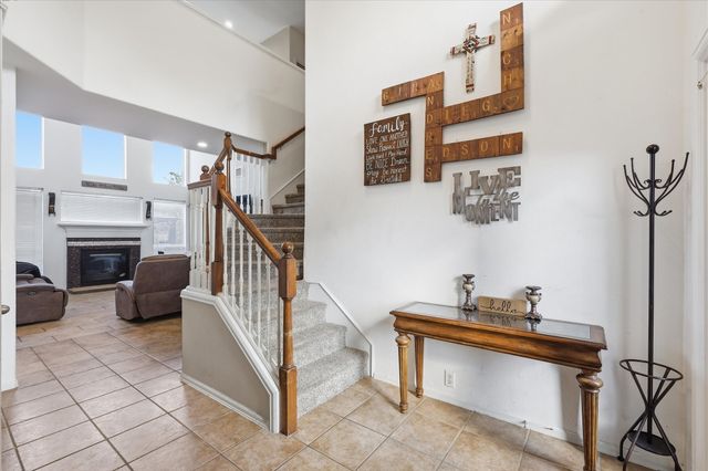 2808 N Camino Lagos, Grand Prairie, TX 75054