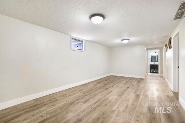 2243 E 4000 N, Filer, ID 83328