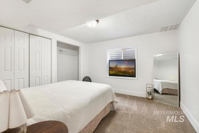 2243 E 4000 N, Filer, ID 83328