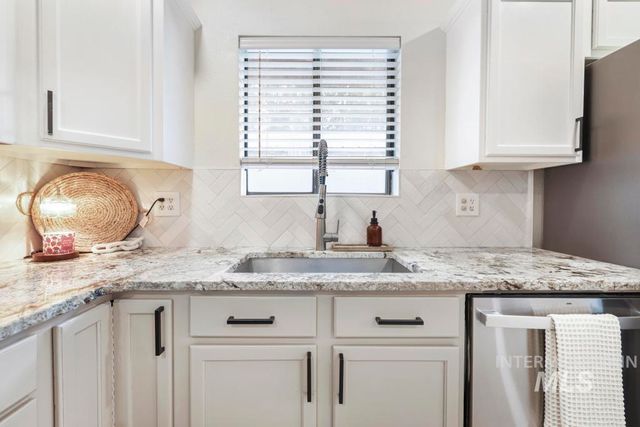 2243 E 4000 N, Filer, ID 83328