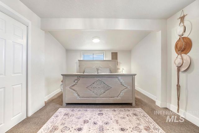 2243 E 4000 N, Filer, ID 83328