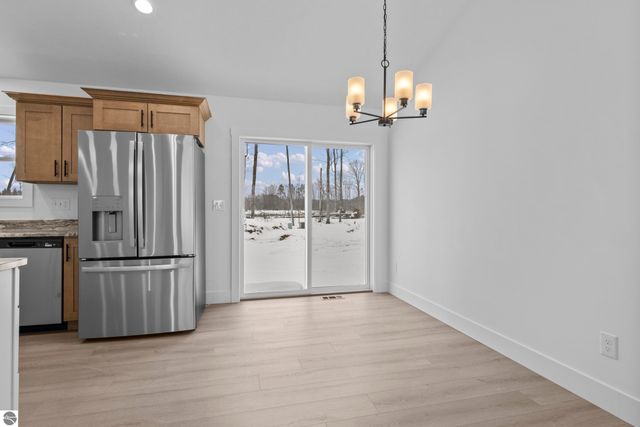 2139 Cottonwood Avenue, Grawn, MI 49637