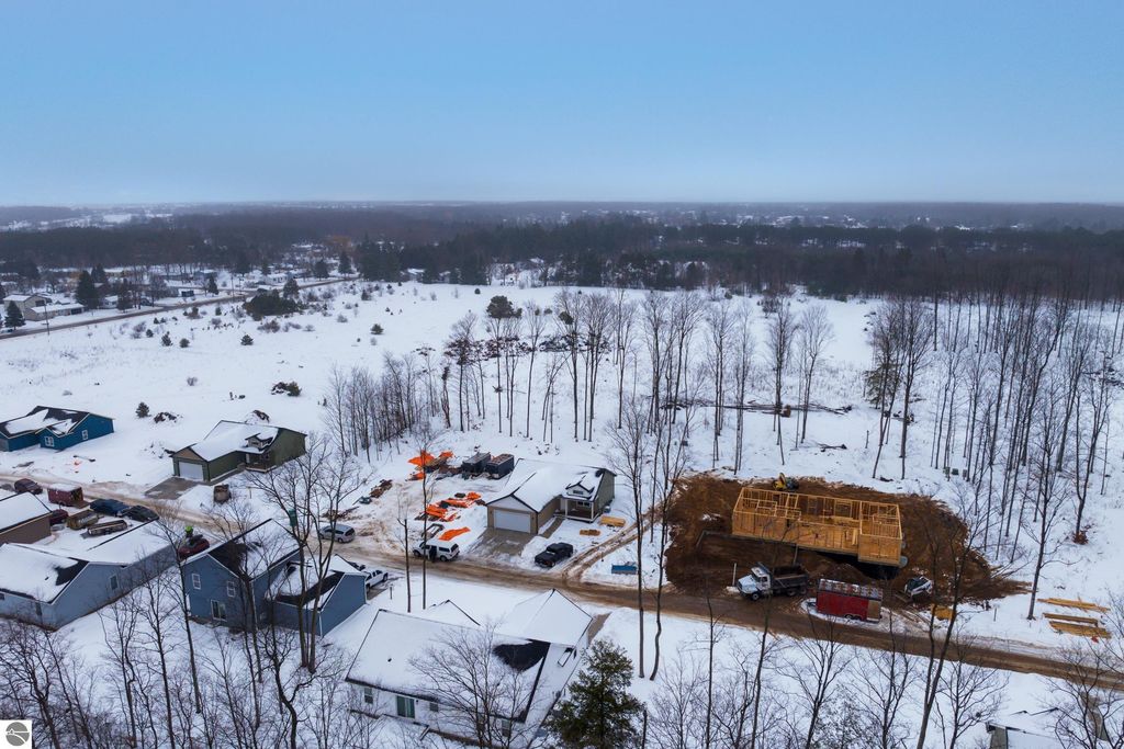 Image 40 of property listing at 2139 Cottonwood Avenue, Grawn, MI 49637