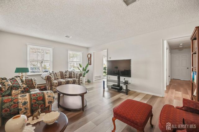 731 Mount Vernon Road A, Monroe, NJ 08831