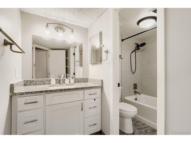 17642 E Loyola Dr 1912R, Aurora, CO 80013