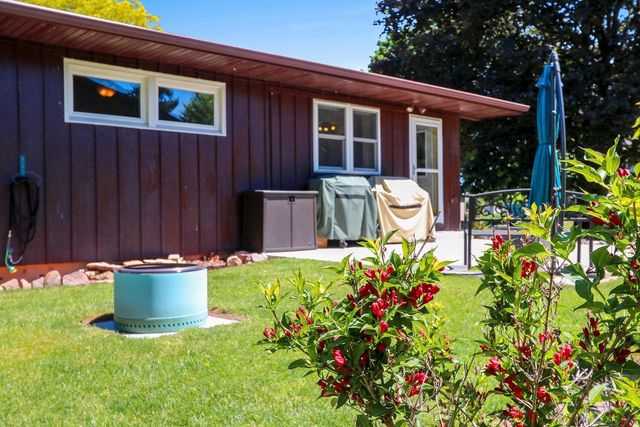 118 N 8TH AVENUE, Winneconne, WI 54986