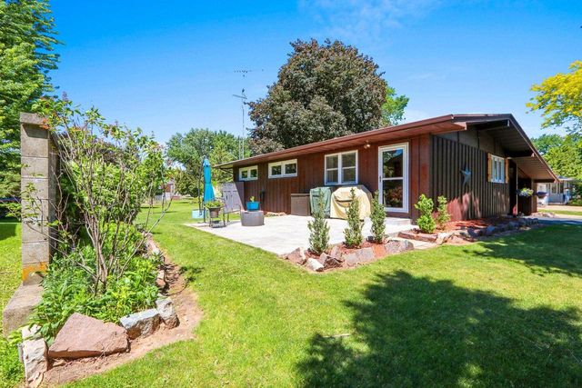 118 N 8TH AVENUE, Winneconne, WI 54986