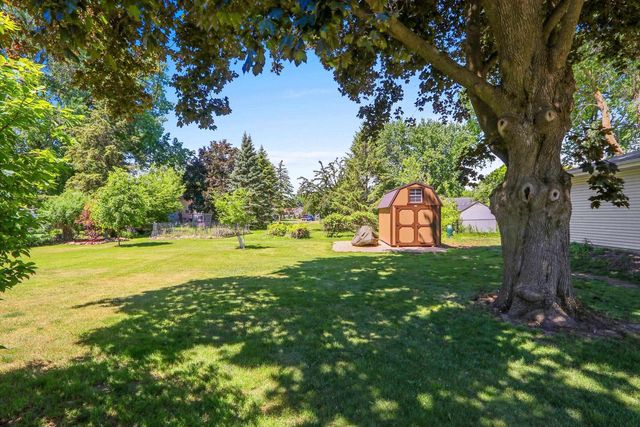 118 N 8TH AVENUE, Winneconne, WI 54986