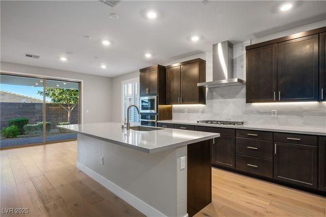 9576 Bloodstone Lane, Las Vegas, NV 89143