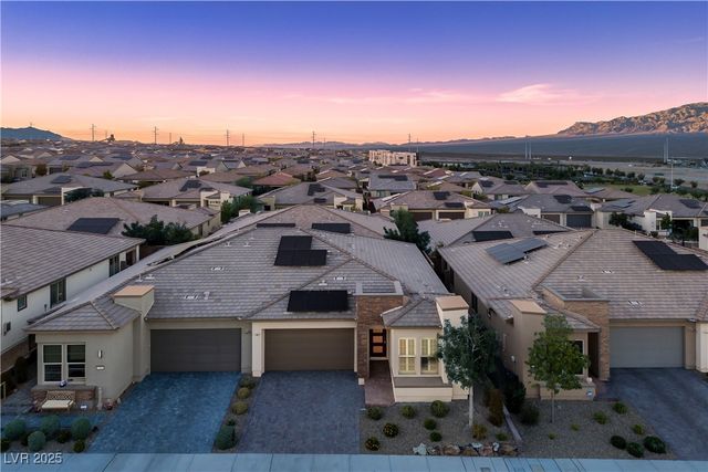 9576 Bloodstone Lane, Las Vegas, NV 89143