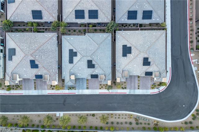 9576 Bloodstone Lane, Las Vegas, NV 89143