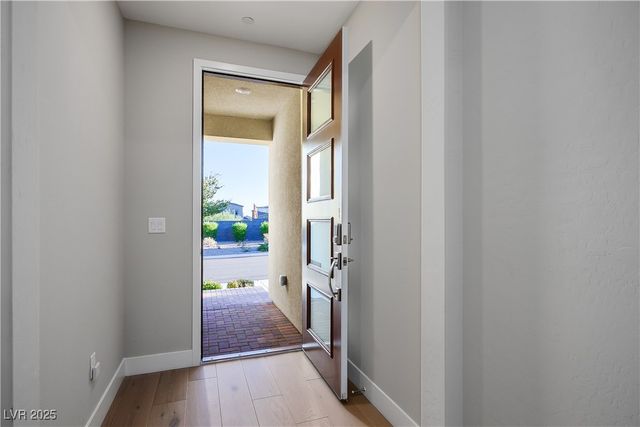 9576 Bloodstone Lane, Las Vegas, NV 89143