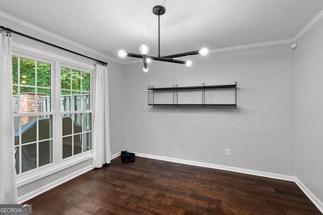 6 Valley Forge Place NW, Atlanta, GA 30318