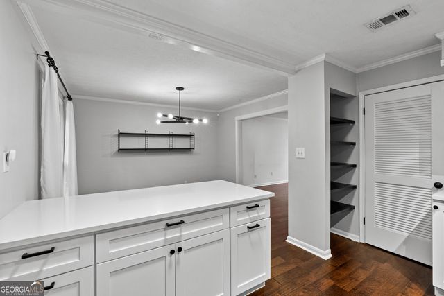 6 Valley Forge Place NW, Atlanta, GA 30318