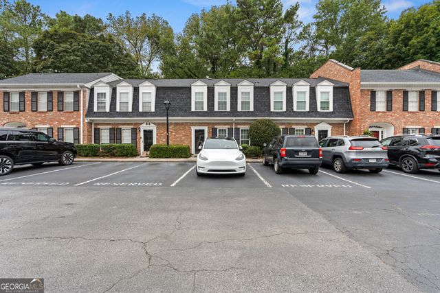 6 Valley Forge Place NW, Atlanta, GA 30318