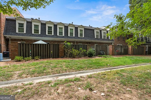 6 Valley Forge Place NW, Atlanta, GA 30318