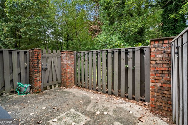 6 Valley Forge Place NW, Atlanta, GA 30318