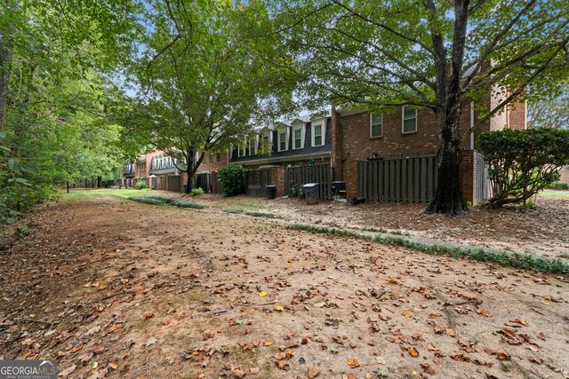 6 Valley Forge Place NW, Atlanta, GA 30318