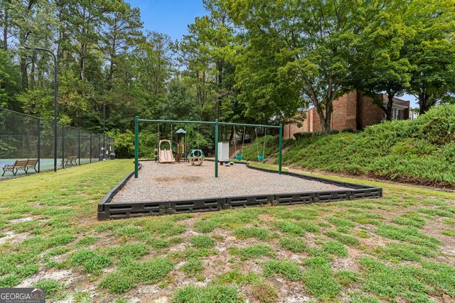 6 Valley Forge Place NW, Atlanta, GA 30318