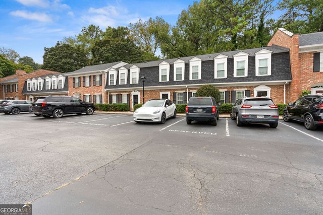 6 Valley Forge Place NW, Atlanta, GA 30318