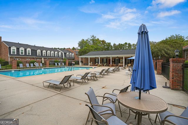 6 Valley Forge Place NW, Atlanta, GA 30318