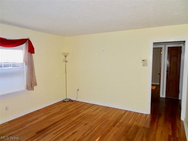 1610 Mayview Avenue, Cleveland, OH 44109