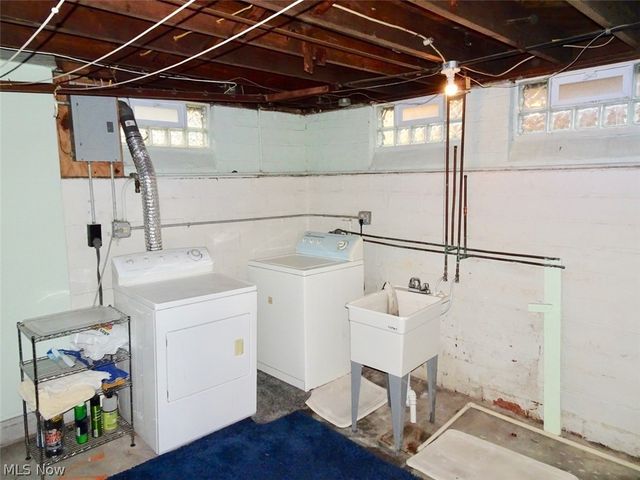1610 Mayview Avenue, Cleveland, OH 44109