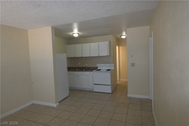 3021 Carey Avenue 2, North Las Vegas, NV 89030