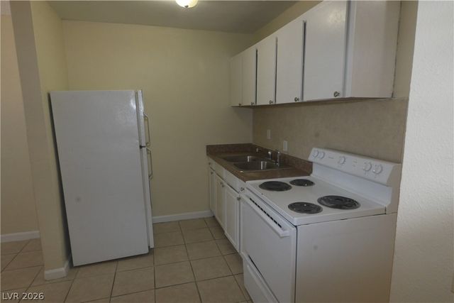3021 Carey Avenue 2, North Las Vegas, NV 89030