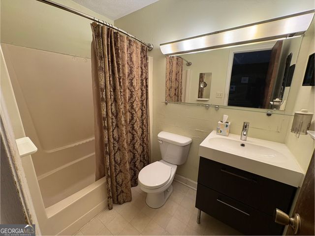 6875 Timberclair Court, Lithonia, GA 30058